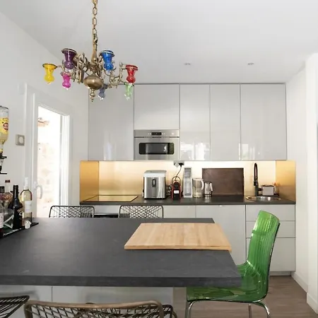 Apartment Eastern Paris House - Piscine, Sauna & Billard *
