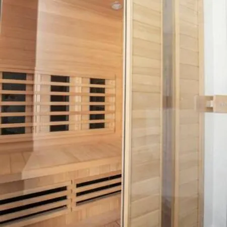 Eastern Paris House - Piscine, Sauna & Billard Apartment Romainville