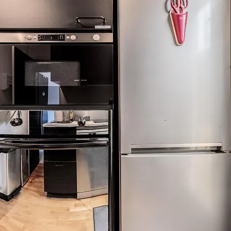 Eastern Paris House - Piscine, Sauna & Billard Apartment *