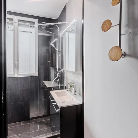 Eastern Paris House - Piscine, Sauna & Billard * Romainville